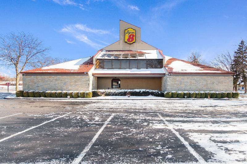 Super 8 By Wyndham Findlay Hotel Buitenkant foto